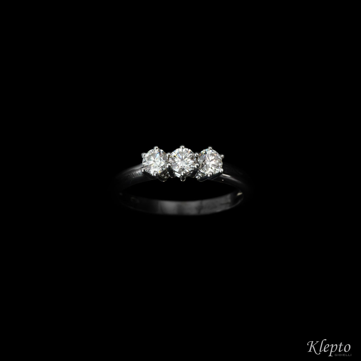 Anello classico by Klepto Trilogy in oro bianco e Diamanti
