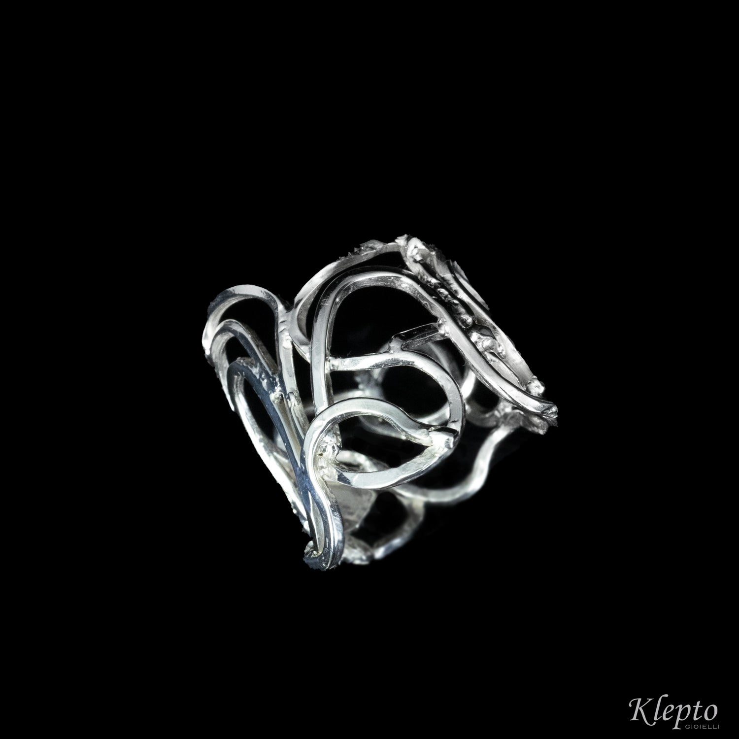 Silnova silver ring with braided wire (band)
