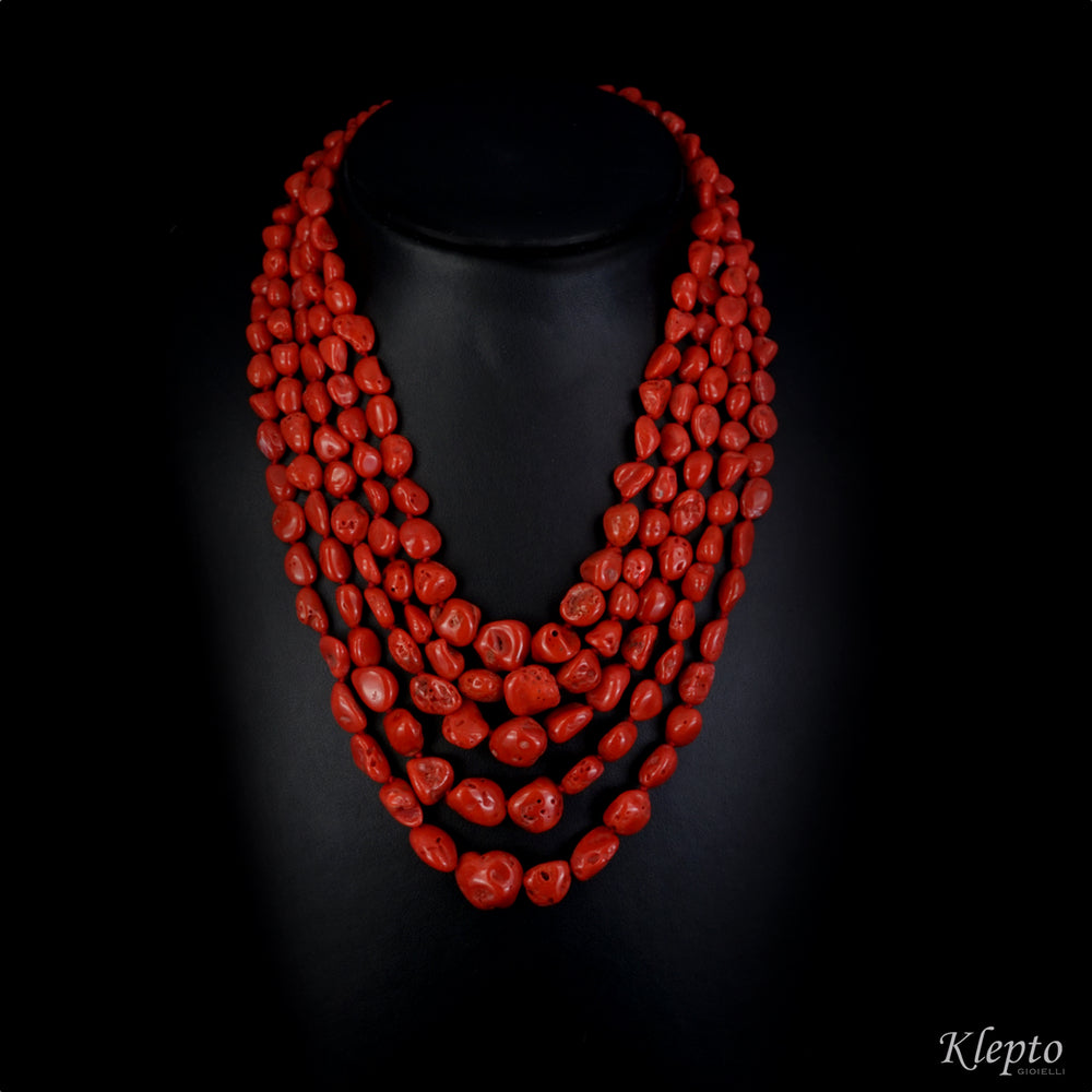 Multi-strand necklace with Sardinian coral