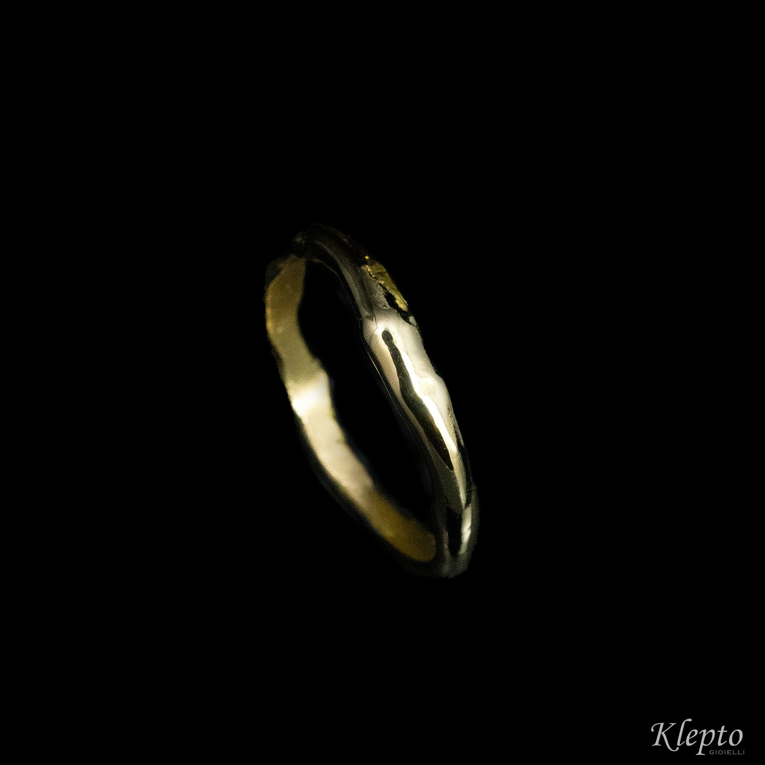 Wedding ring Divenire