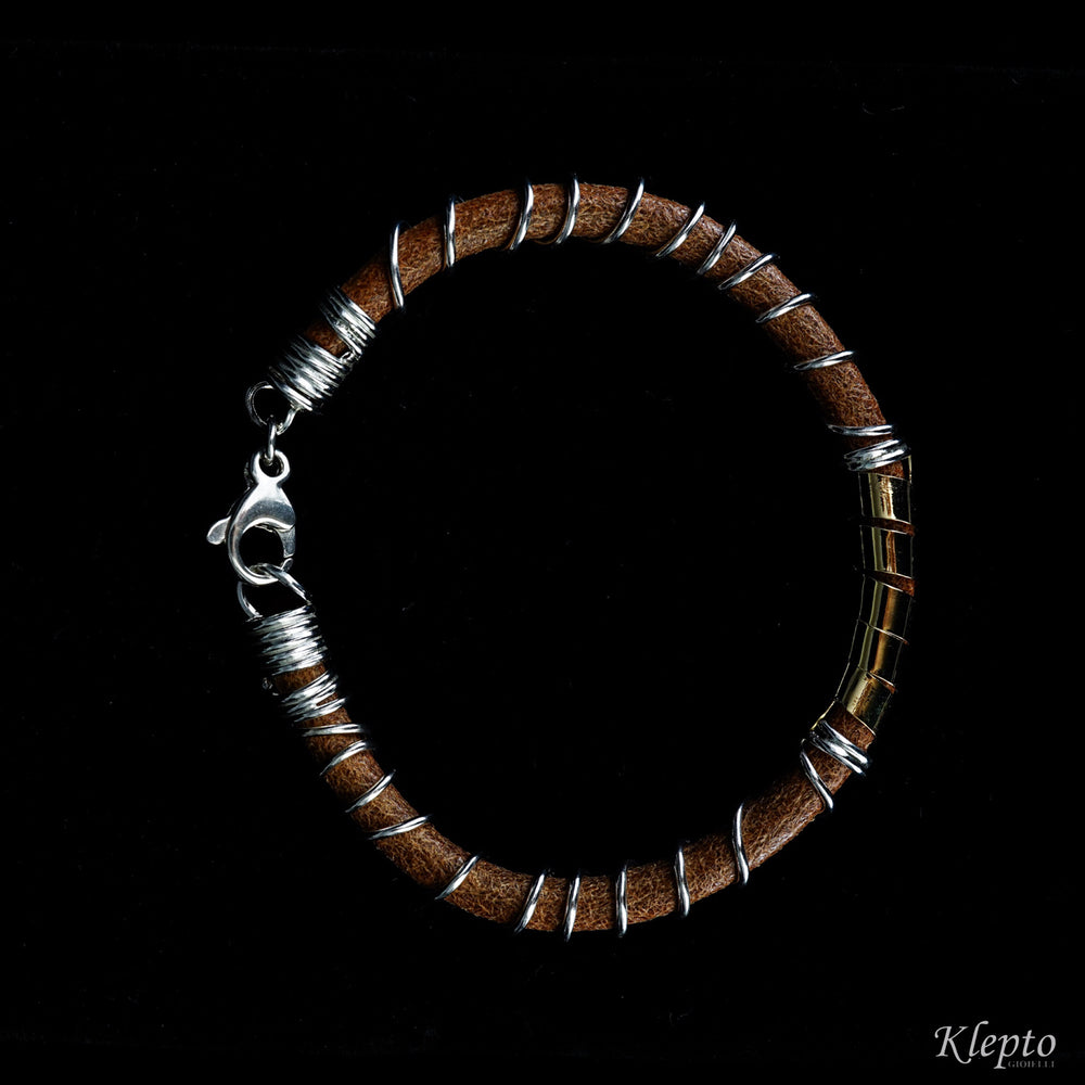 Bracelet in Silnova® Silver, leather and yellow gold