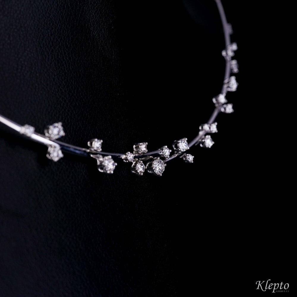 Harmonic white gold and diamonds necklace