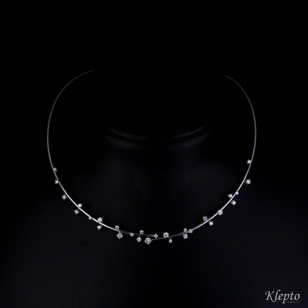 Harmonic white gold and diamonds necklace